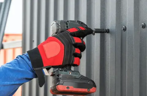 Travaux de zinguerie - Roannes-Saint-Mary